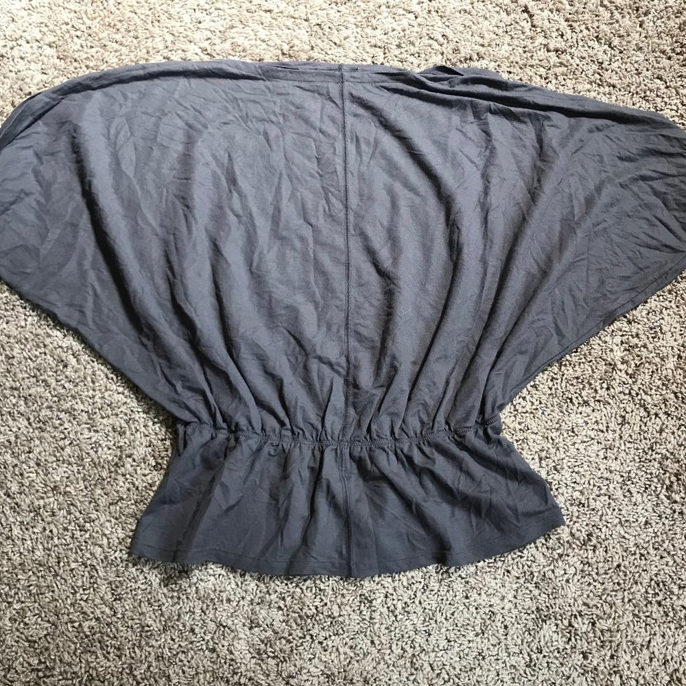 Prologue bat wing sleeved shirt